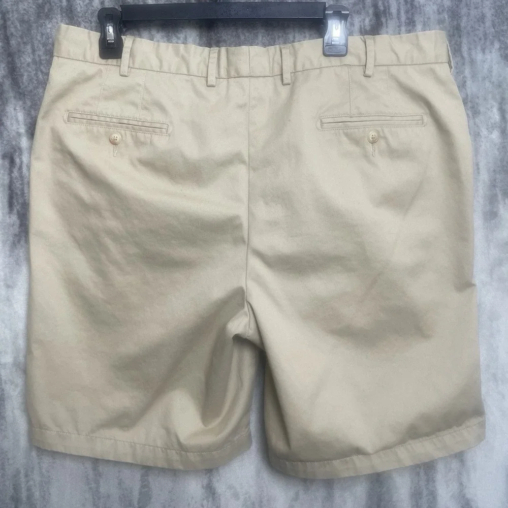 Peter Millar Crown Comfort Shorts, Khaki, Size‎ 38. Inseam 9
